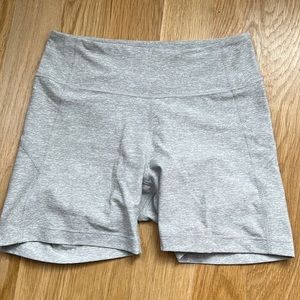 Outdoor Voices gray short